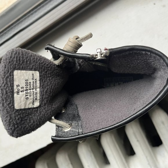 Sperry Rain/Snow Boots - Picture 2 of 5